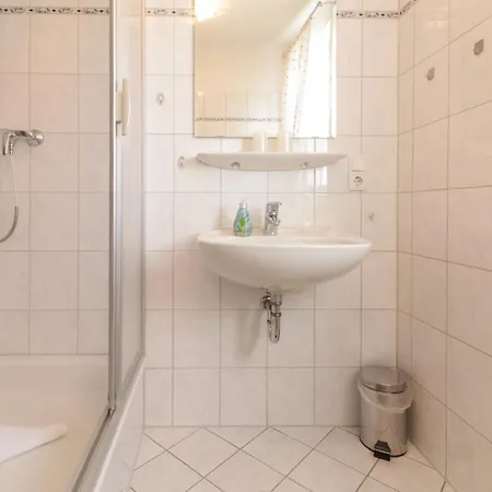 Gaestehaus Fortuna 아파트 *